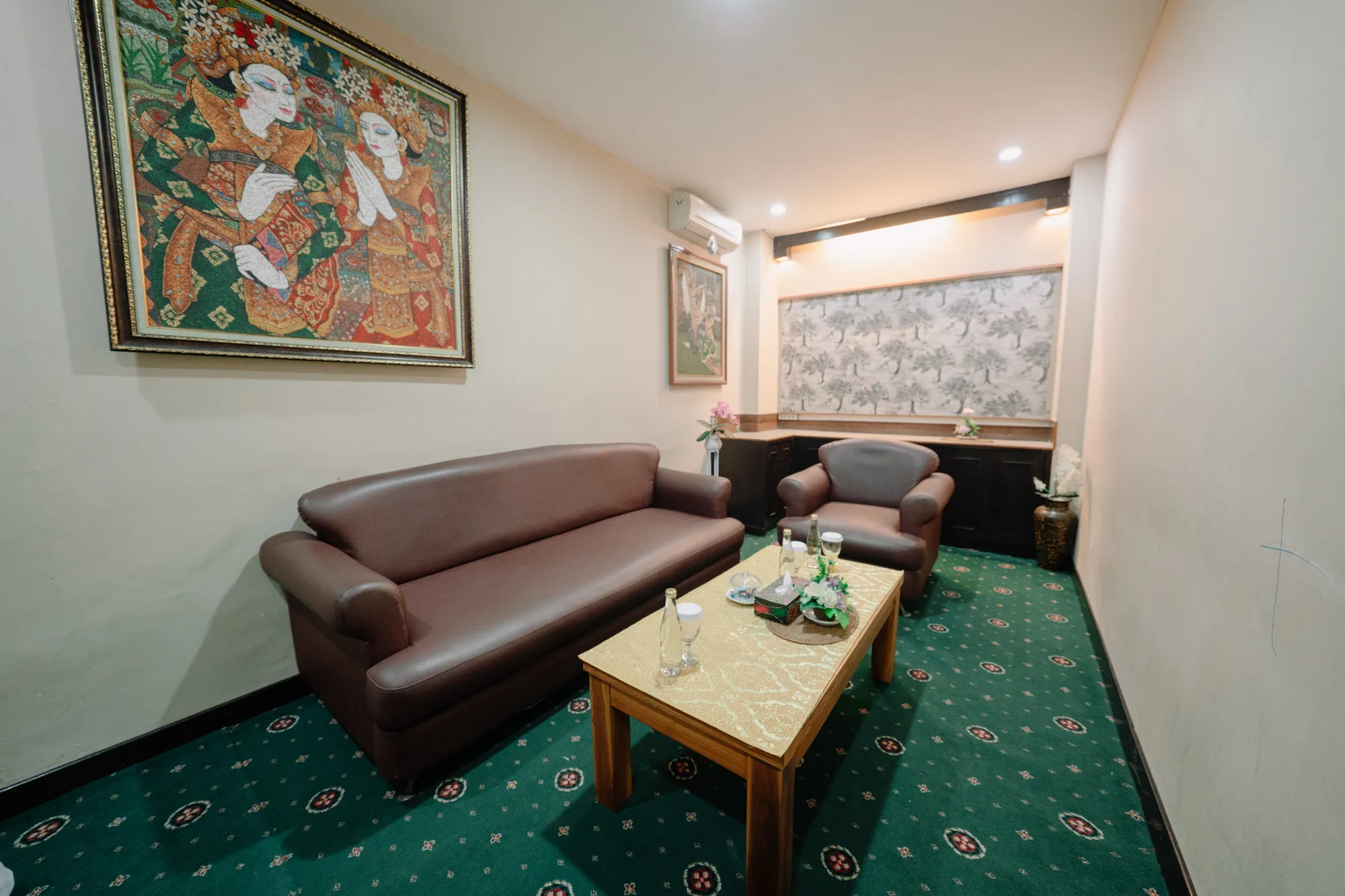 Meeting Room-74